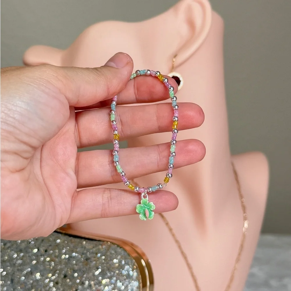 ⚜️💕 Pastel Beaded Kid’s Bracelet with Clover Charm ☘️💎💫